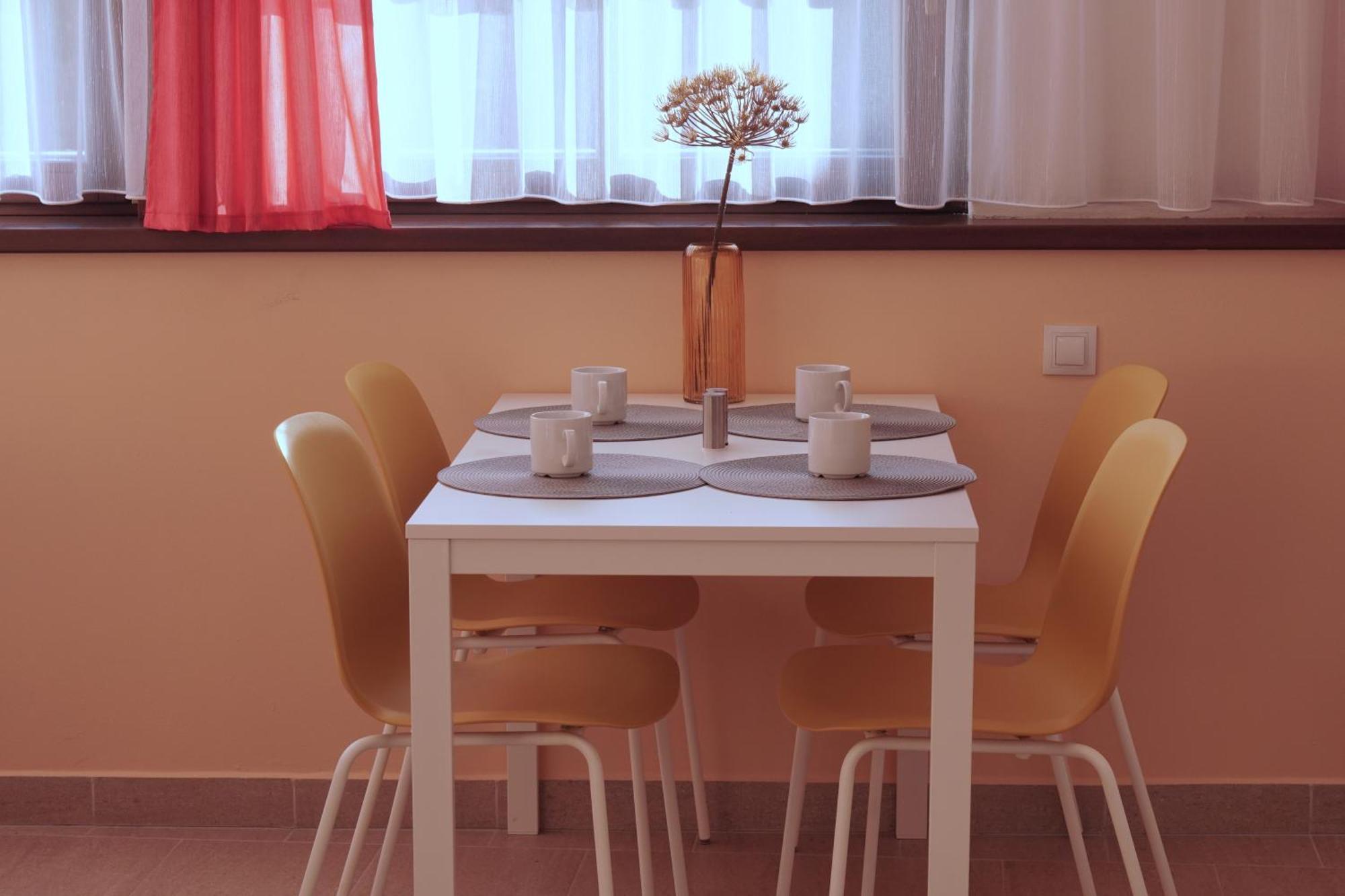 Penzion V Podzamci Třeboň Extérieur photo