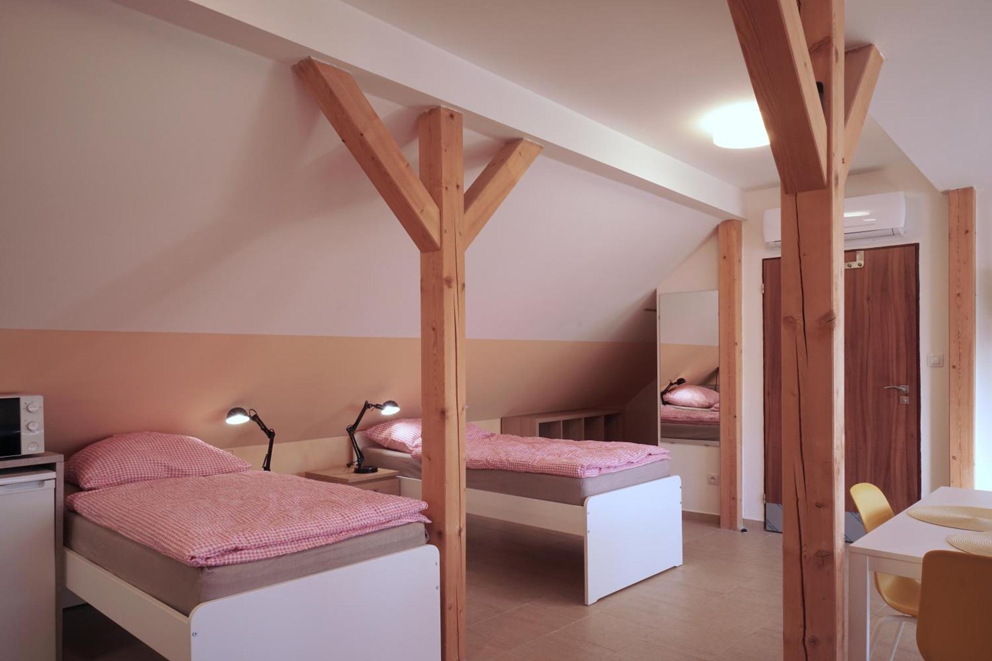 Penzion V Podzamci Třeboň Extérieur photo