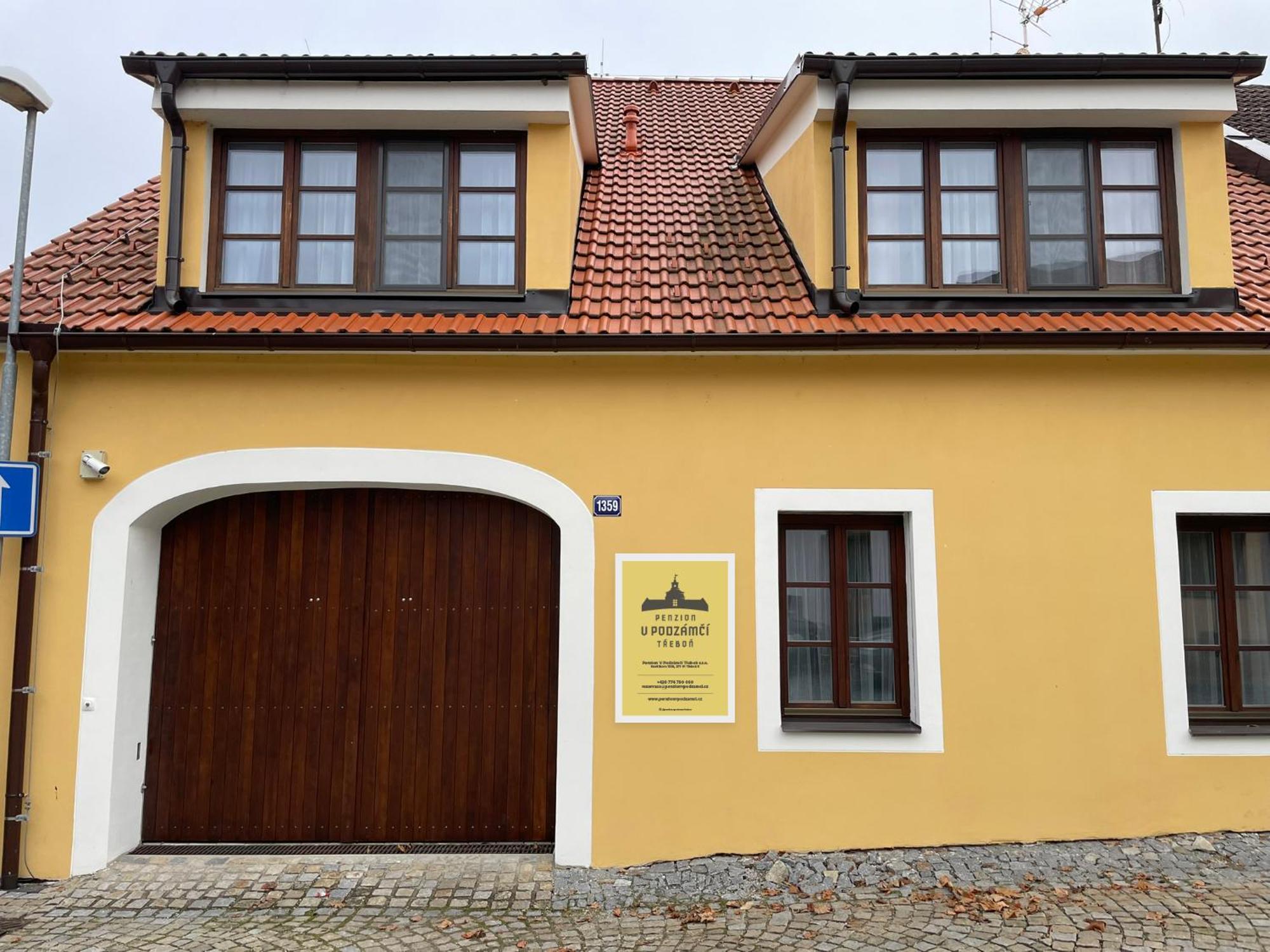 Penzion V Podzamci Třeboň Extérieur photo